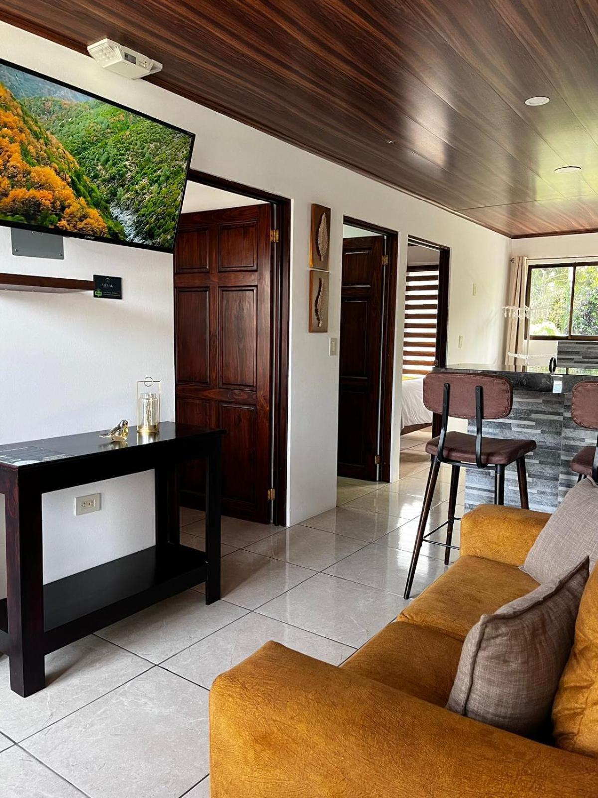 Mevak Apartments Suites La Fortuna Luaran gambar