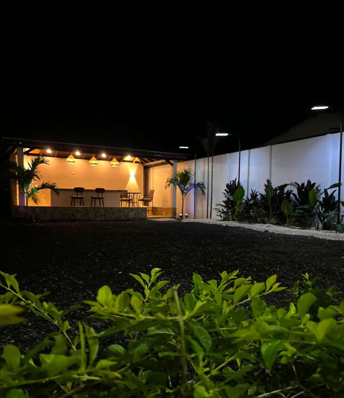 Mevak Apartments Suites La Fortuna Luaran gambar